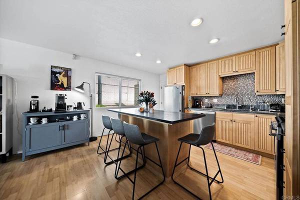 994 27Th ST, San Diego, CA 92154