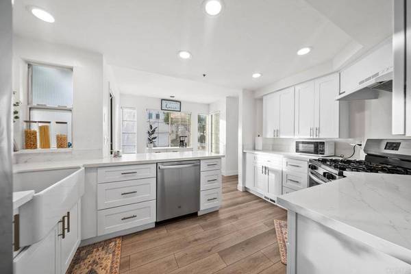 3863 Settineri LN, Spring Valley, CA 91977