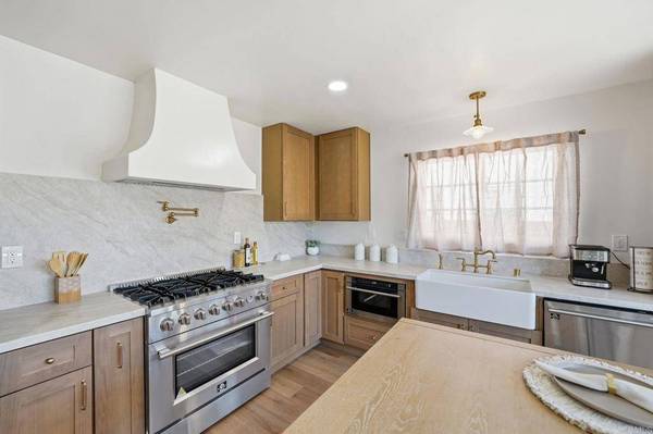 4920 Elsa RD, San Diego, CA 92120