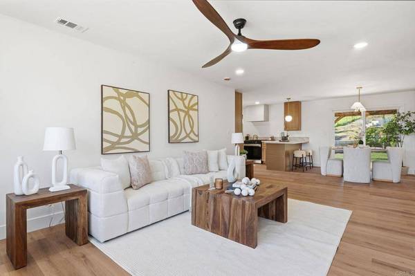 2615 Lancelot DR, Oceanside, CA 92054