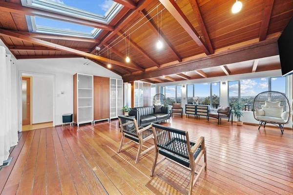 4322 Vista Coronado DR, Chula Vista, CA 91910