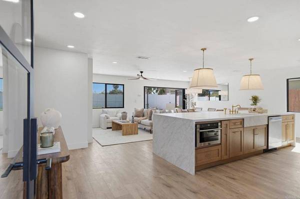 8833 Glenhaven ST, San Diego, CA 92123