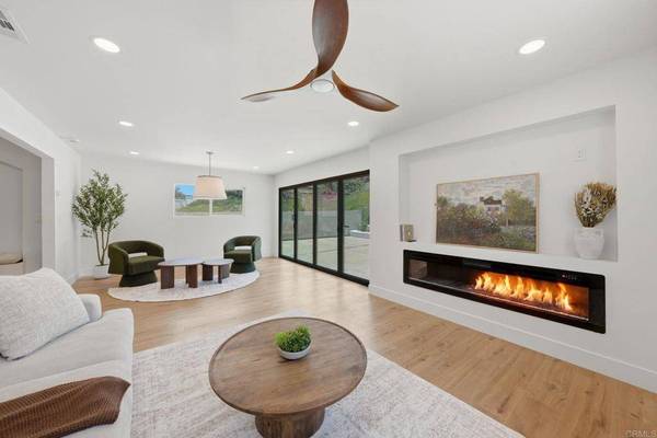 2904 E Barnwell ST, Oceanside, CA 92054