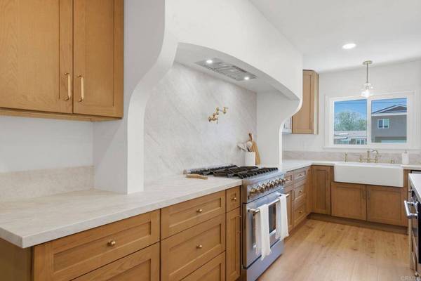 2904 E Barnwell ST, Oceanside, CA 92054