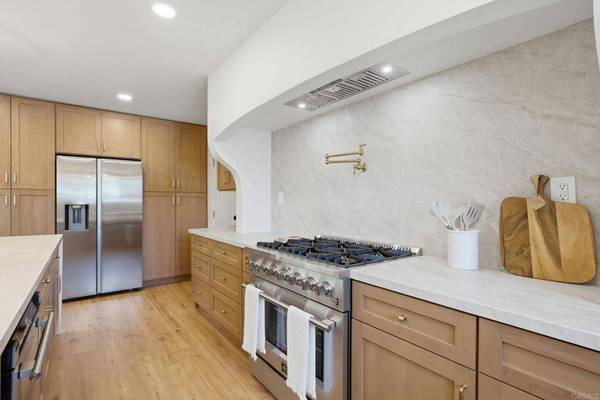 2904 E Barnwell ST, Oceanside, CA 92054