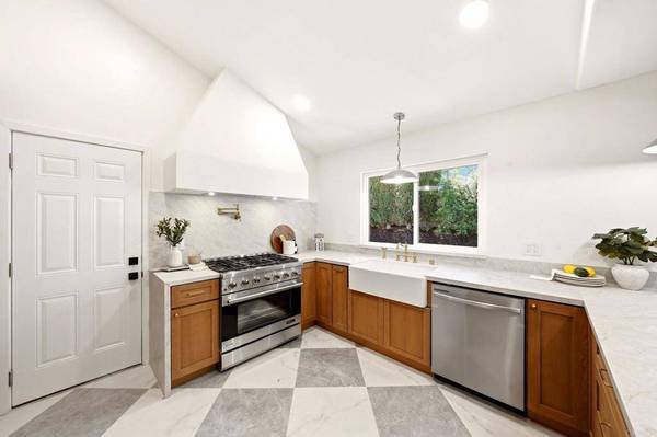 1315 Barbara DR, Vista, CA 92084