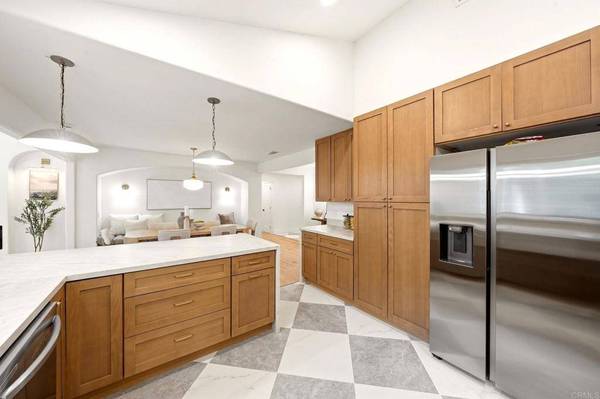 1315 Barbara DR, Vista, CA 92084