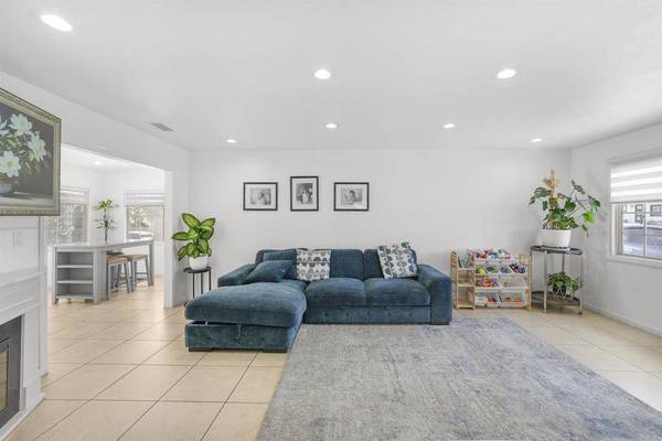 3974 Daves WAY, San Diego, CA 92154