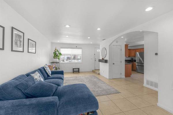 3974 Daves WAY, San Diego, CA 92154