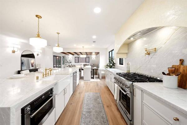2063 Boundary ST, San Diego, CA 92104