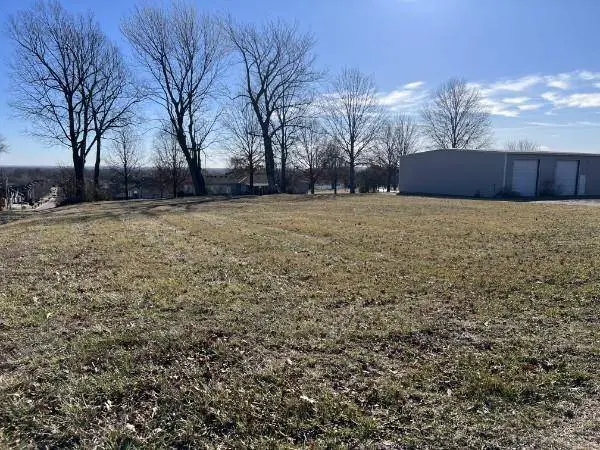 31101 Tyer RD, Grain Valley, MO 64029