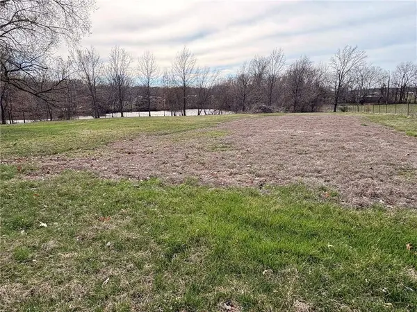 1641 NW 100 RD, Kingsville, MO 64040