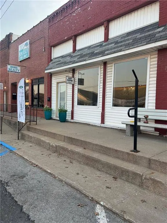213 S 2nd ST, Odessa, MO 64076