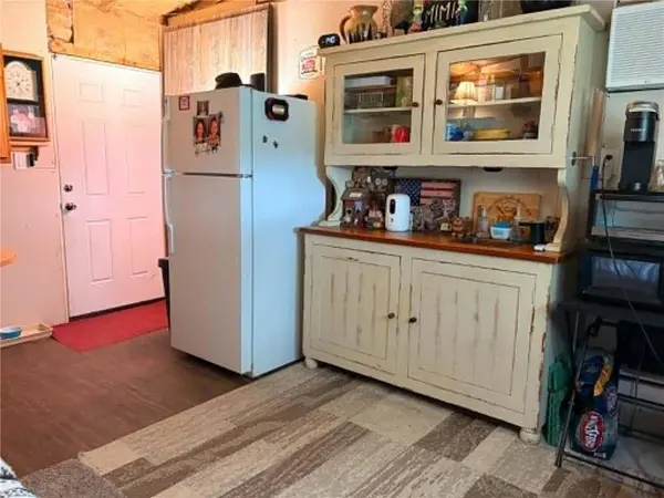 1600 Dogwood RD, Odessa, MO 64076