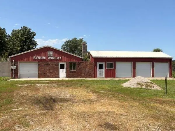 13520 S Sam Moore RD, Lone Jack, MO 64070