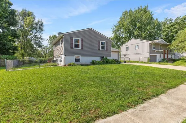 18907 E Susquehanna RDG, Independence, MO 64056