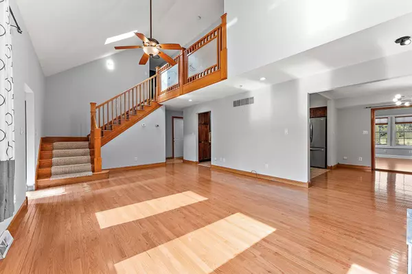 106 N 500, Valparaiso, IN 46385