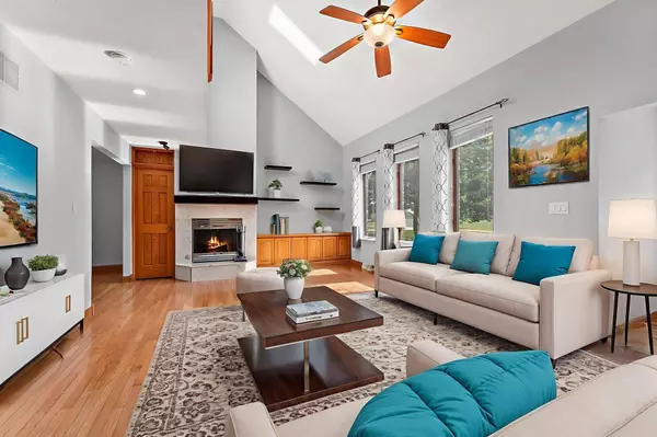 106 N 500, Valparaiso, IN 46385