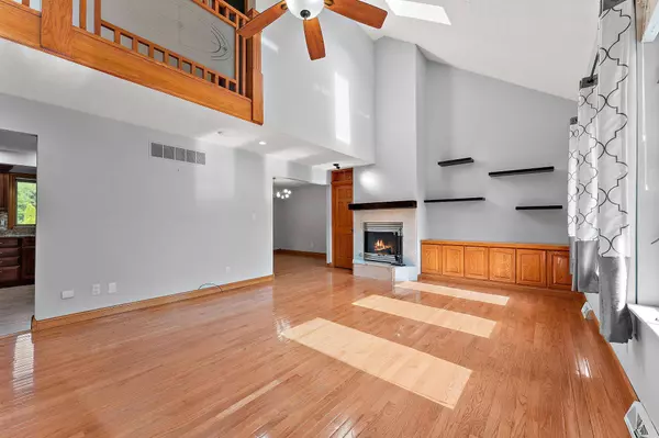 106 N 500, Valparaiso, IN 46385