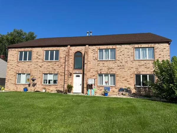 214 Plum Creek DR #2-a, Schererville, IN 46375