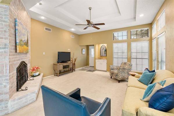 1828 Realistic Court, Bedford, TX 76021