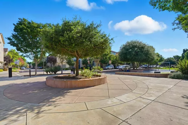 2315 Gibbons ST, Hayward, CA 94541