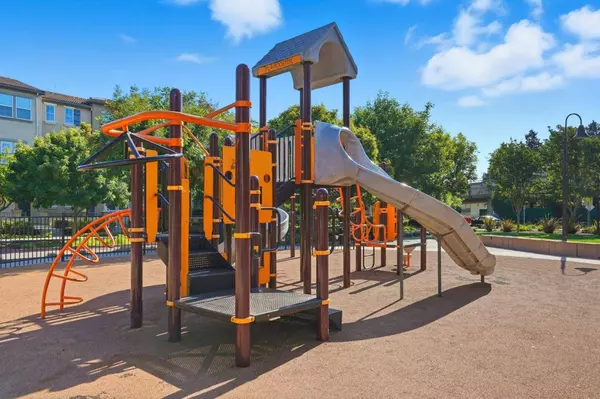 2315 Gibbons ST, Hayward, CA 94541