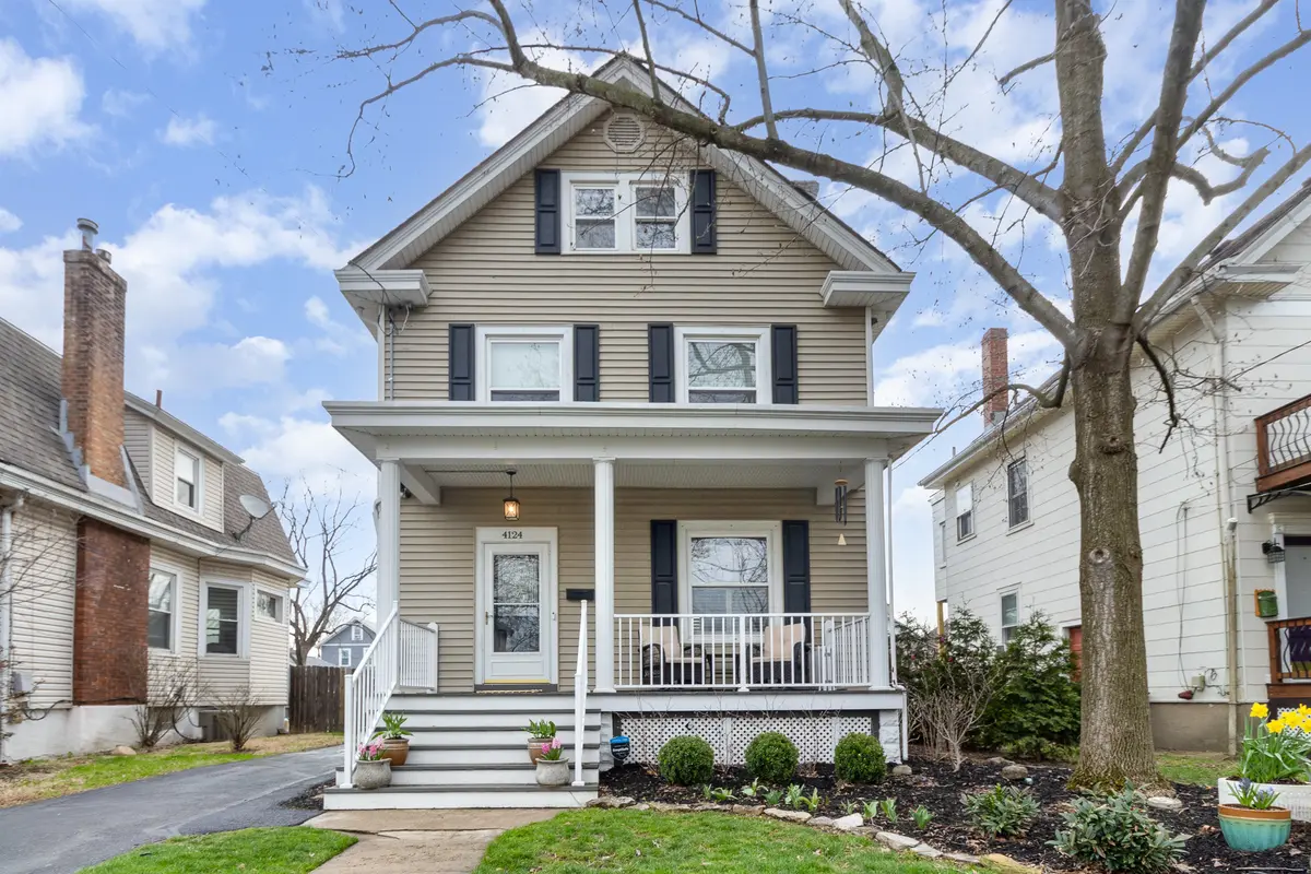 4124 Eileen Dr, Cincinnati, OH 45209-1637