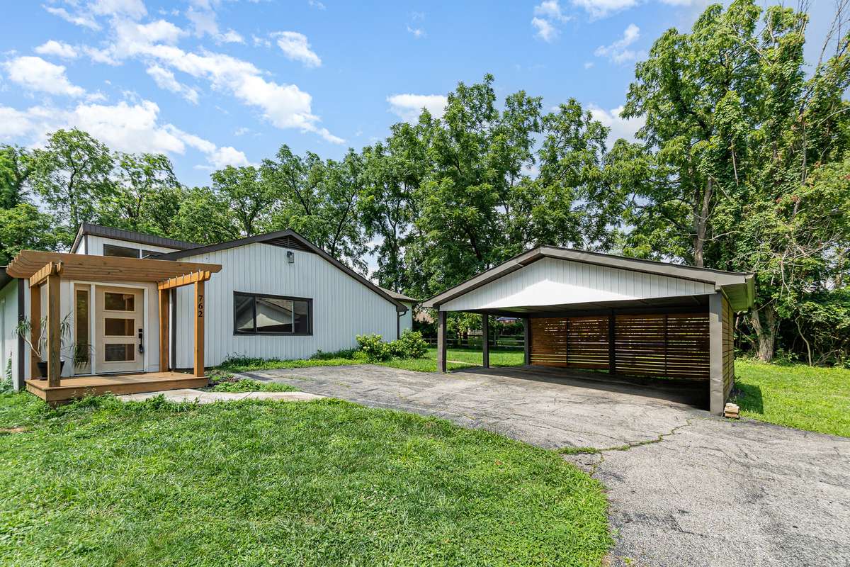 Loveland, OH 45140-8740,762 Wards Corner Rd