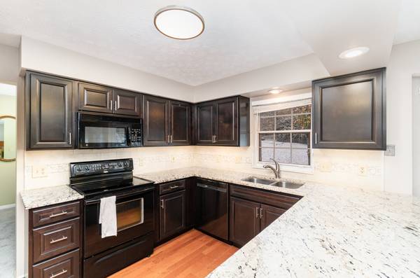 Loveland, OH 45140-7760,10115 Fox Chase Dr