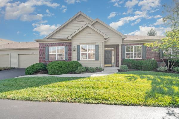 6927 Gentry Ln, Mason, OH 45040-7591