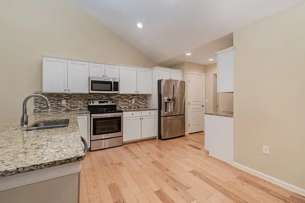 9207 Park Place Cir, West Chester, OH 45069-4961