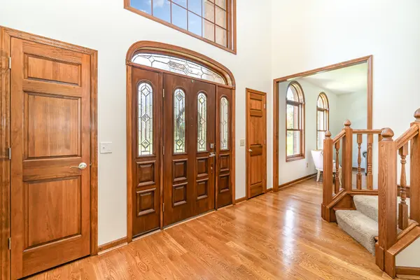 5851 Woodthrush Ln, West Chester, OH 45069-5927