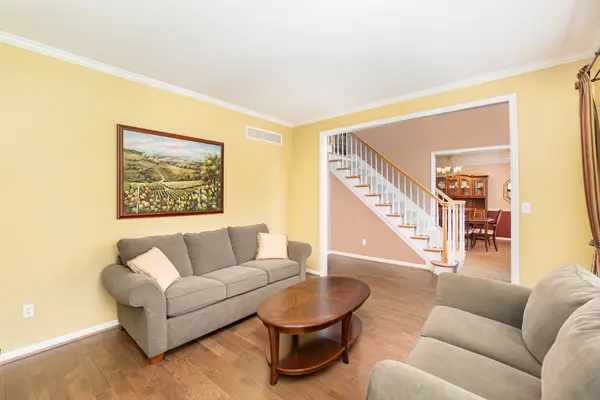 6568 Pinehurst Ln, Loveland, OH 45140-5802