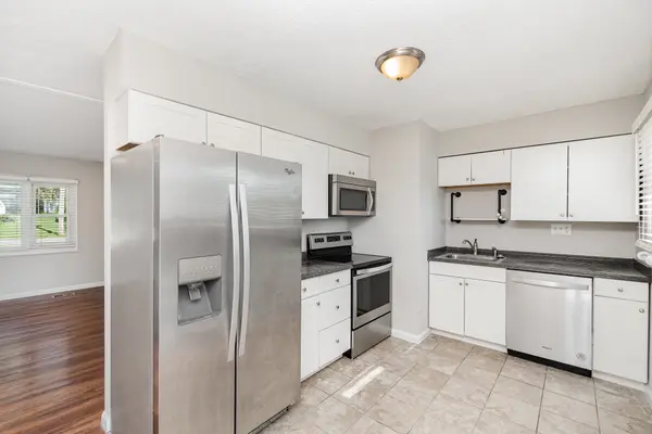 228 Tuscarora Dr, Loveland, OH 45140-2444