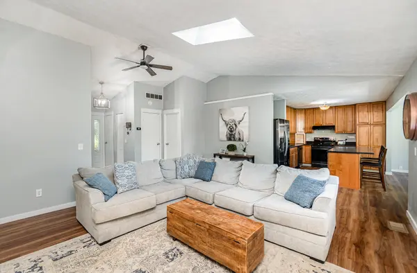 6583 Paxton Guinea Rd, Loveland, OH 45140-8135