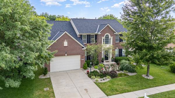 6216 Sand Hills Dr, Goshen, OH 45122-8465