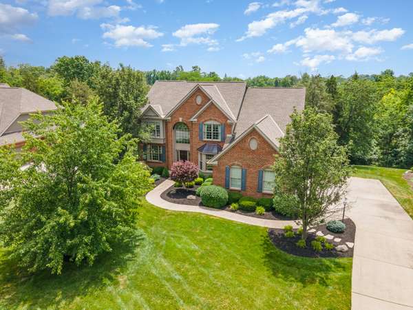 6698 Sandy Shores Dr, Loveland, OH 45140-5851