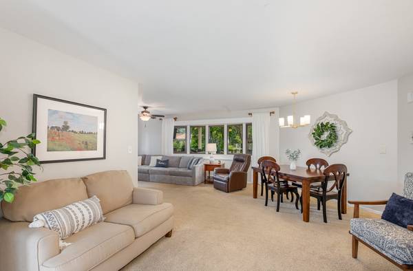 Montgomery, OH 45242-4942,10470 Storybook Dr
