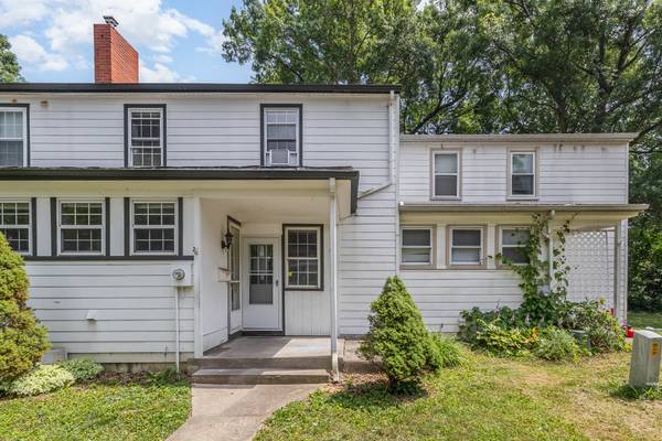 9 Chalmers Ct, Cincinnati, OH 45218-1007