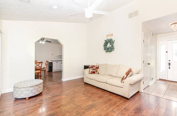 Williamsburg, OH 45176-9101,14250 Sonny Ln