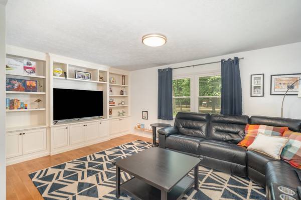 Loveland, OH 45140-7183,487 Pintail Dr