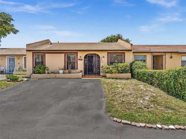 3034 NW 204th Ter, Miami Gardens, FL 33056