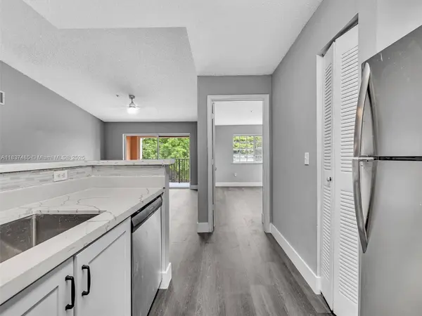 2071 Renaissance Blvd #303, Miramar, FL 33025