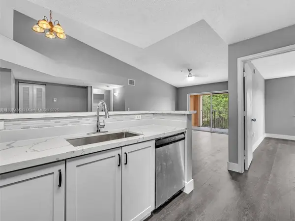 2071 Renaissance Blvd #303, Miramar, FL 33025