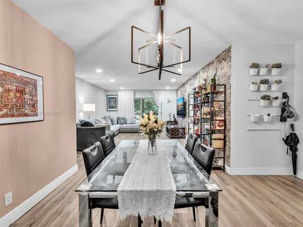 6061 N Falls Cir Dr #407, Lauderhill, FL 33319