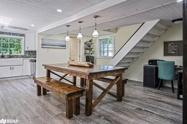 1057 Severn River Road, Gravenhurst, ON P0E 1N0