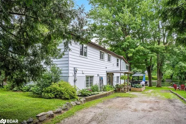 1057 Severn River Road, Gravenhurst, ON P0E 1N0