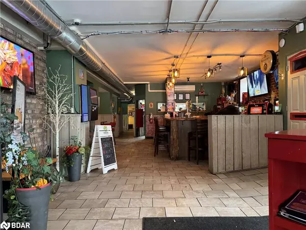 3 Mulcaster Street, Barrie, ON L4M 2L9