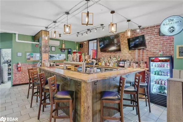 3 Mulcaster Street, Barrie, ON L4M 2L9